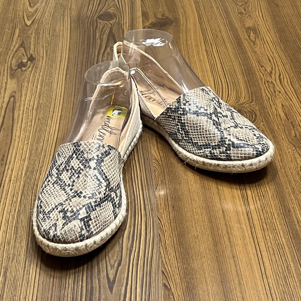 Mediterranea D’orsay Leather Suede Flats Sz 9